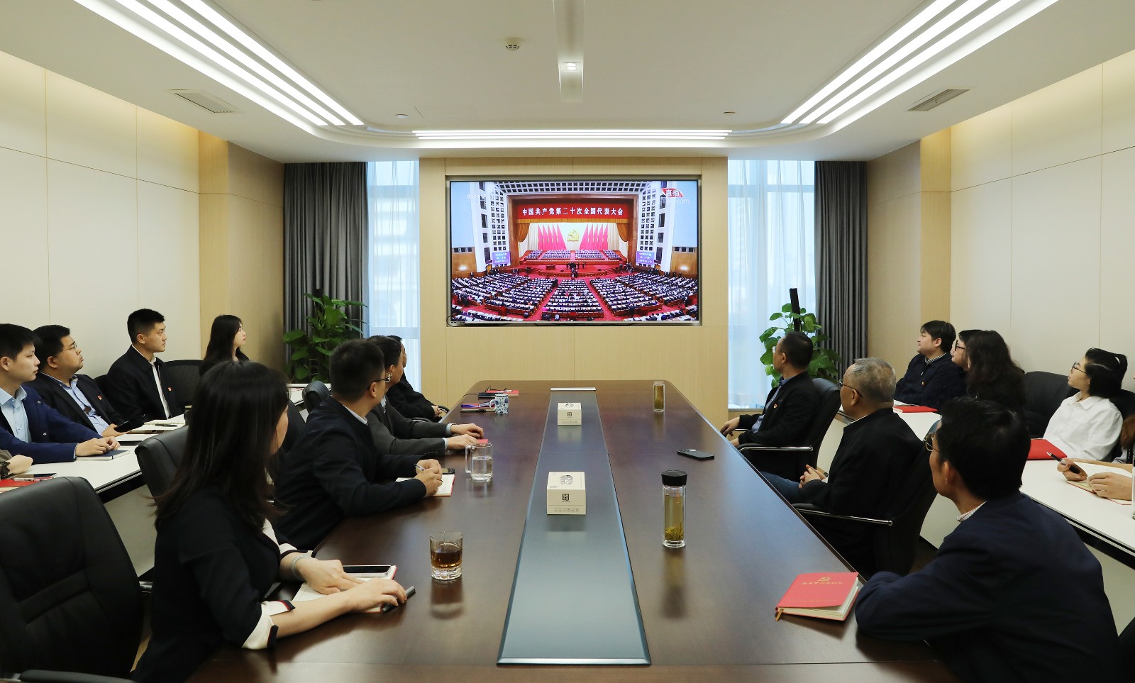 1666605798496089319.jpg 1666605798496089319.jpg