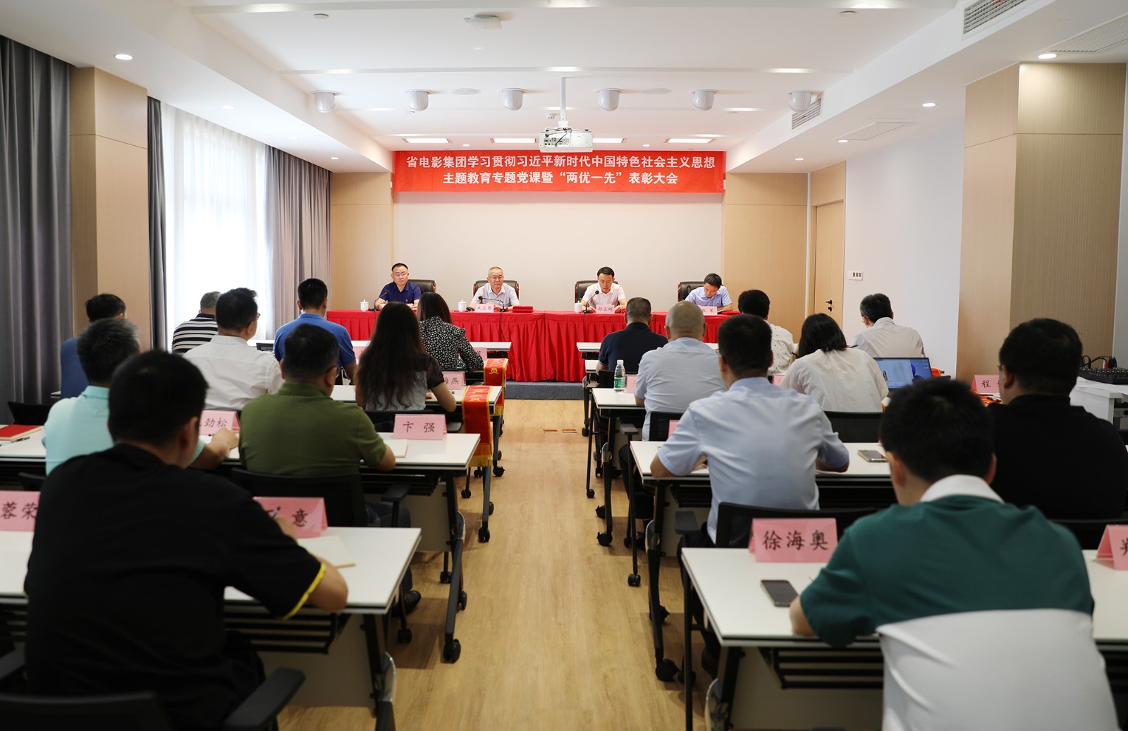 1688557290175030092.jpg 1688557290175030092.jpg